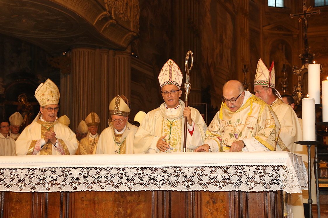 Monsignor Marco Prastaro Vescovo di Asti_439.jpg